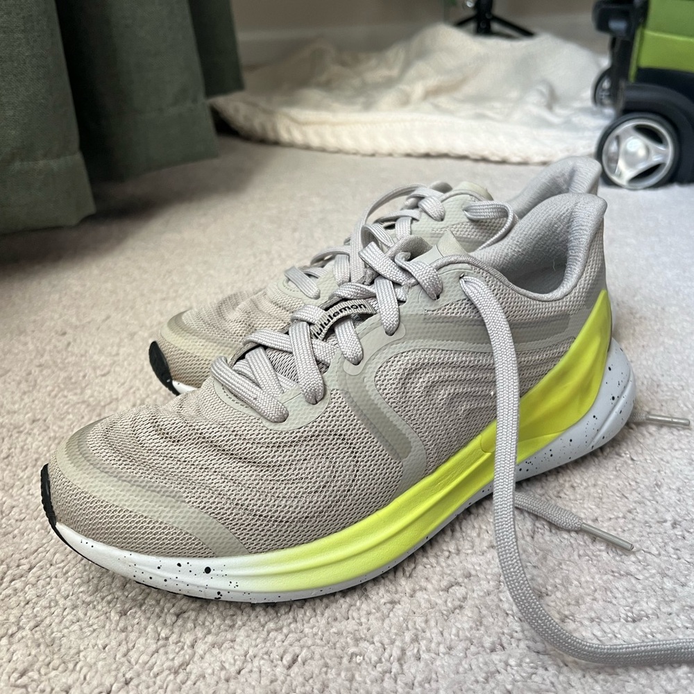 lululemon Blissfeel 2.0 running shoes